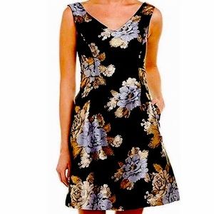 ✨Beautiful NWOT Black & Gold Dress✨